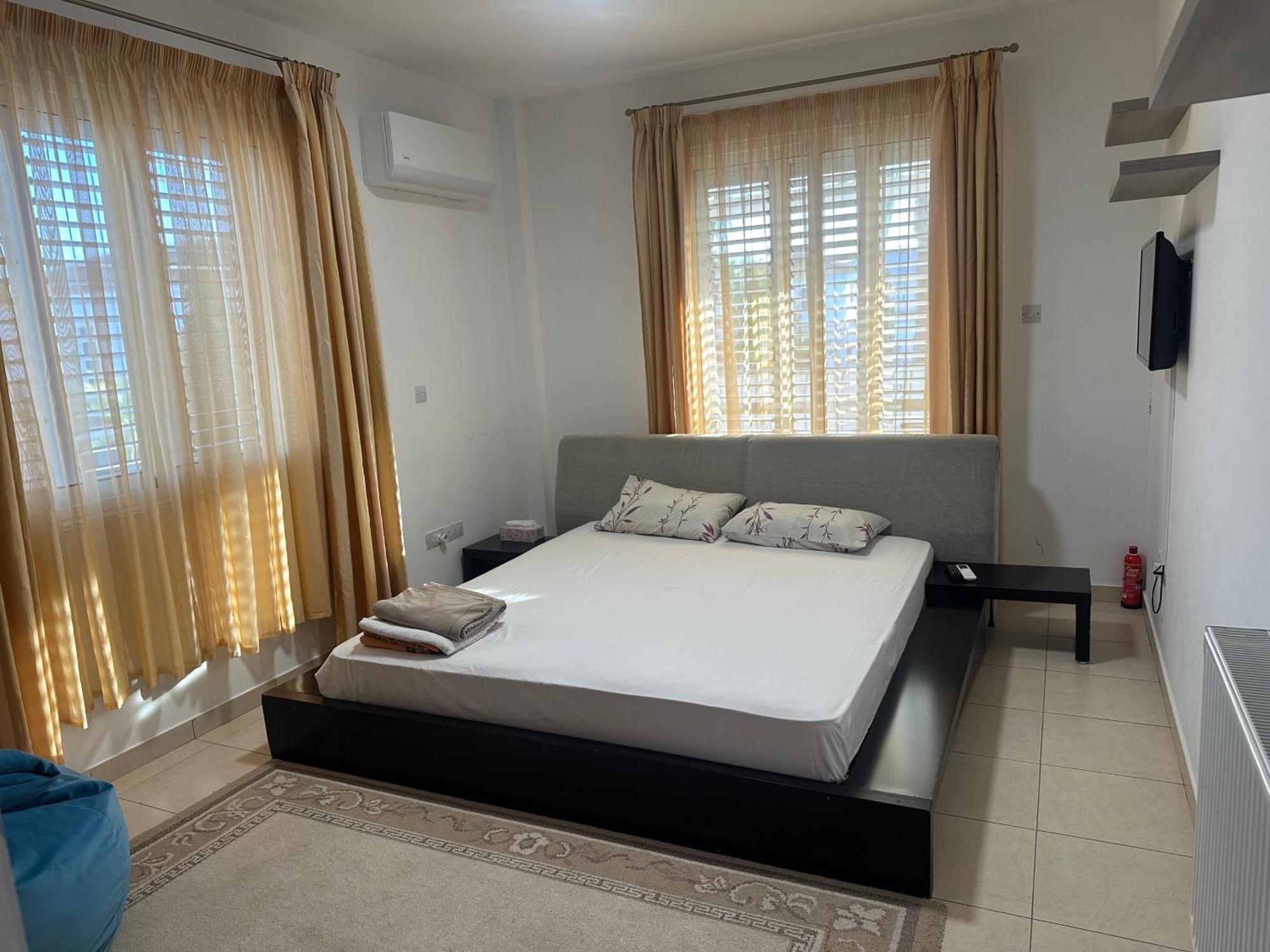 Villa Andy-350 M From The Beach Larnaca Exterior photo